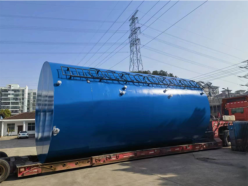 厂家建议色色APP大全在进出油管线时工作人员应该对阀门采取保温措施